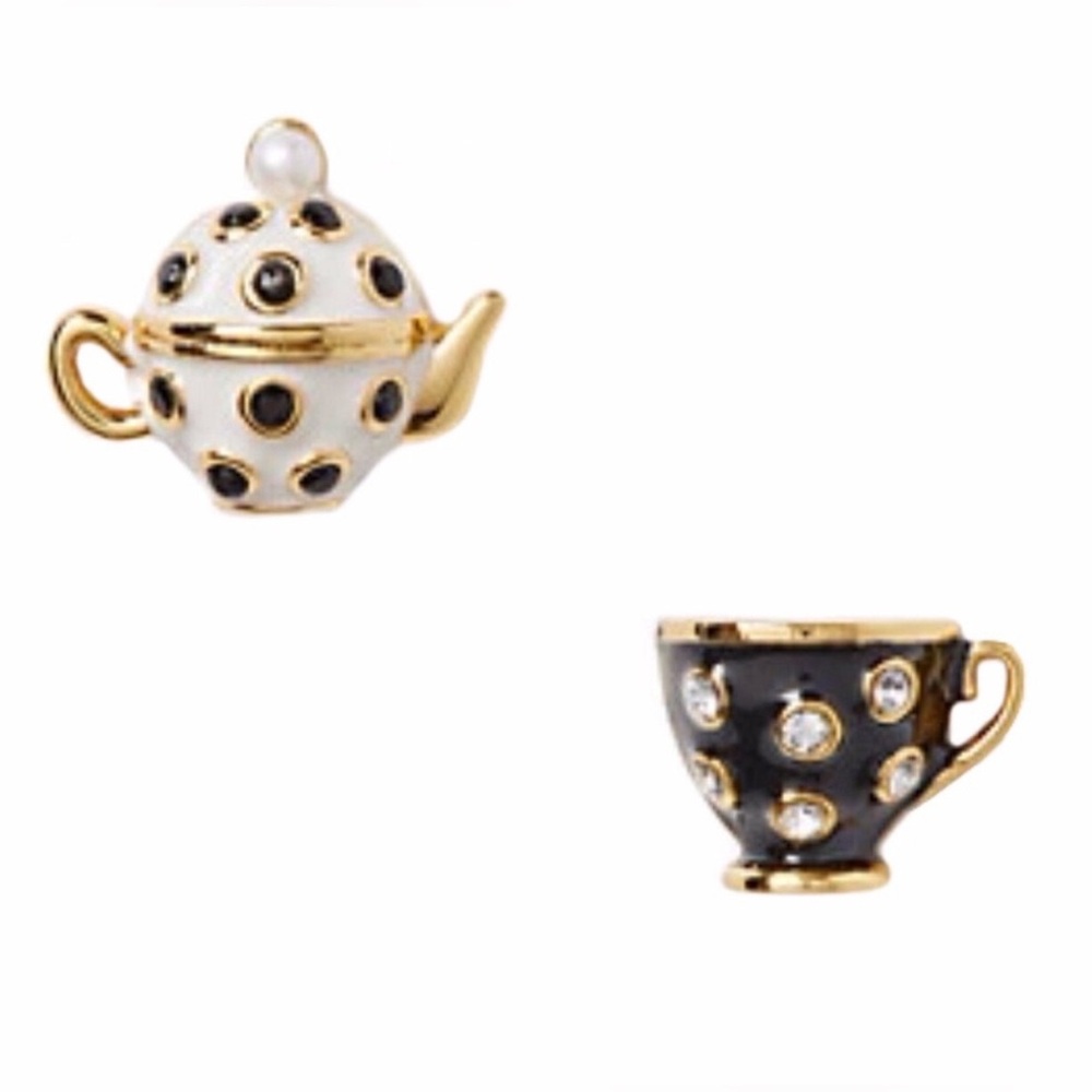 NWT Kate Spade Alice in Wonderland Teacup Stud Earrings